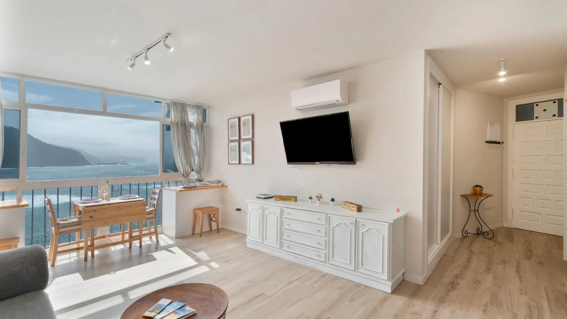 Apartamento Primera Linea De Mar Tacoronte 0*,